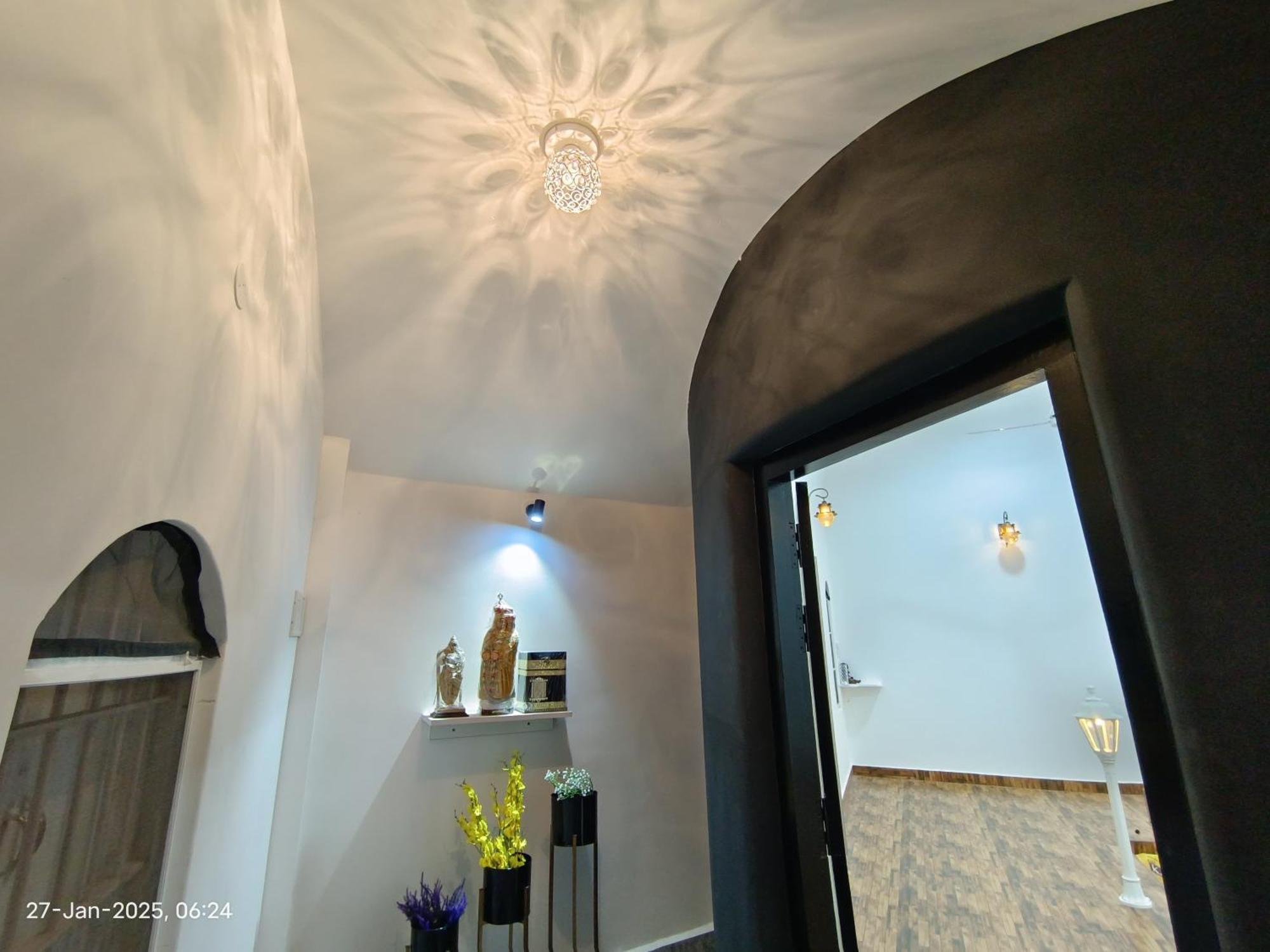 Caveman Guest House Pondicherry Bagian luar foto