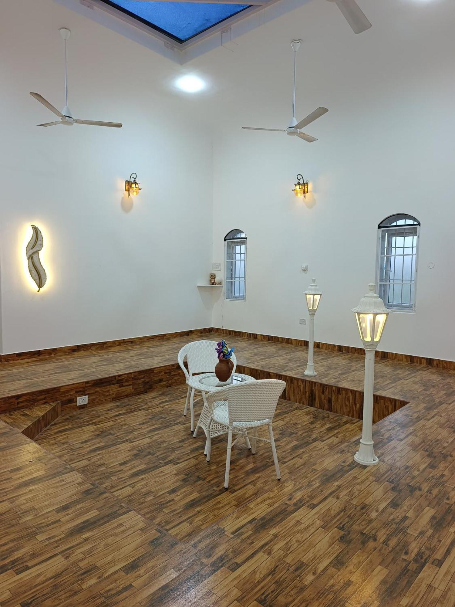 Caveman Guest House Pondicherry Bagian luar foto