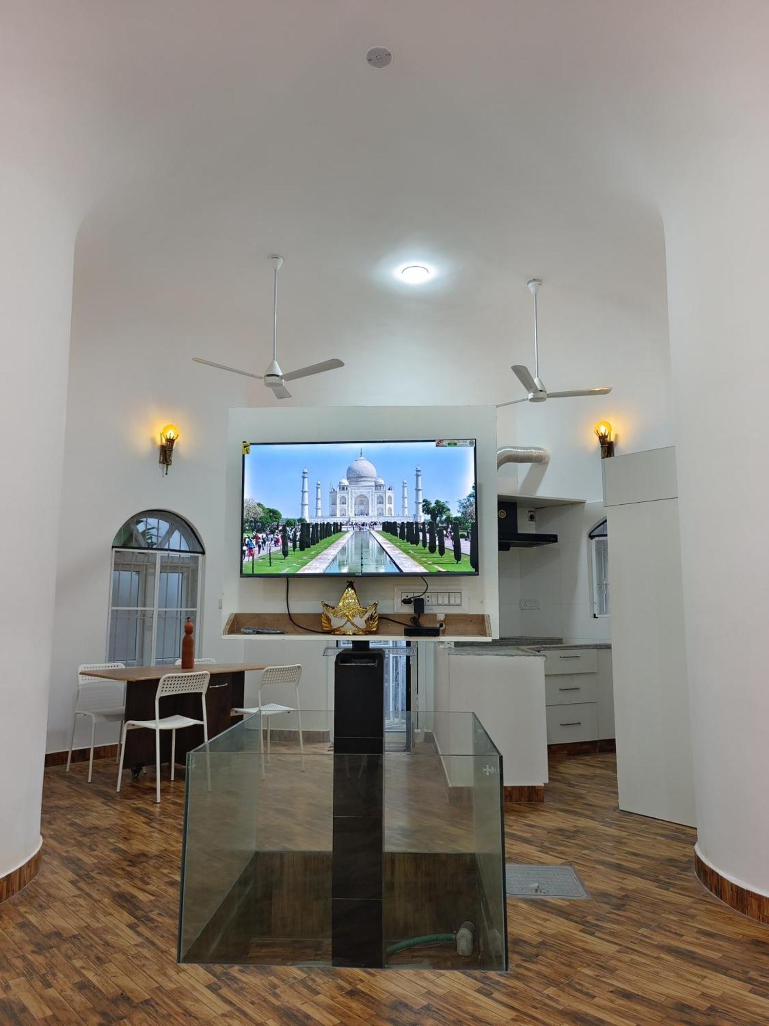 Caveman Guest House Pondicherry Bagian luar foto